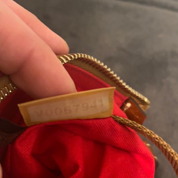 Authentic Red Dooney and Bourke purse - Picture 7 of 8